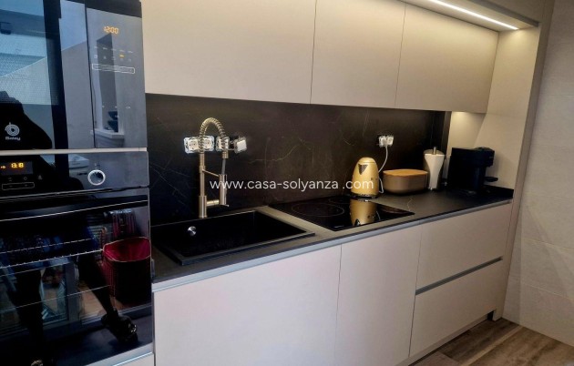 Revente - Appartement - Torrevieja - Los Balcones