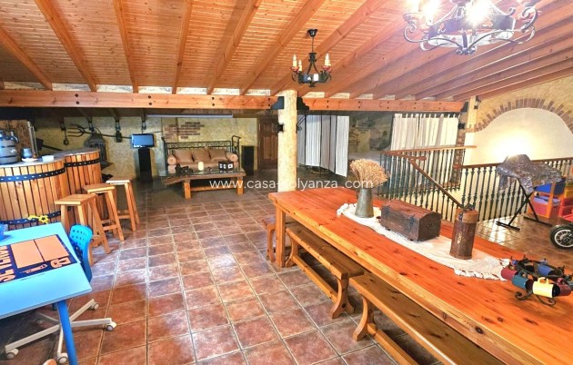 Resale - Villa - Pinoso - Center