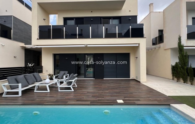 Revente - Villa - Orihuela Costa - Lomas de Cabo Roig