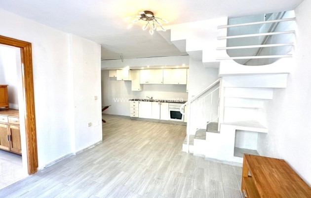 Revente - Maison de ville - Torrevieja - Carrefour