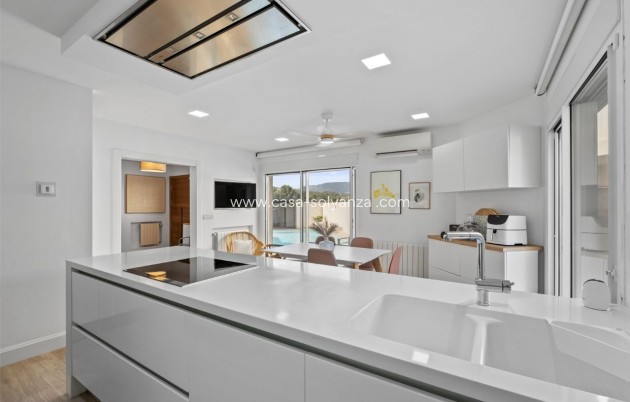 Revente - Villa - Alfas del Pí - Costa Blanca