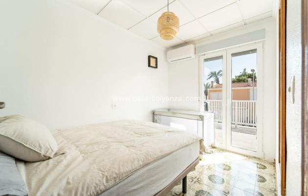 Revente - Appartement - Torrevieja - Playa De Los Naufragos
