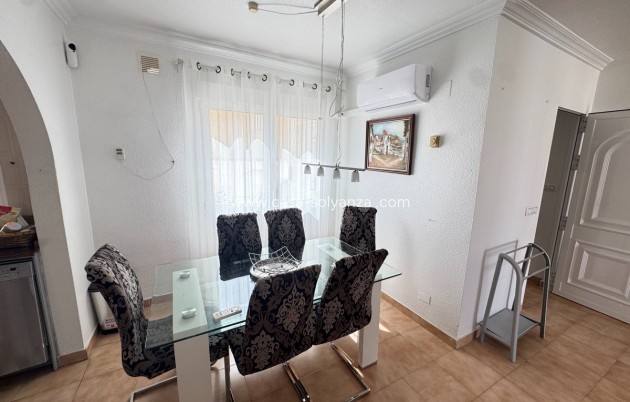 Resale - Villa - San Miguel de Salinas - Inland