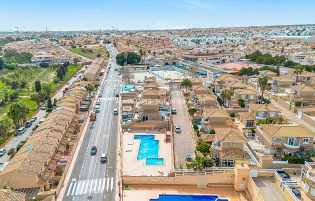 Revente - Villa - Torrevieja - Los Balcones