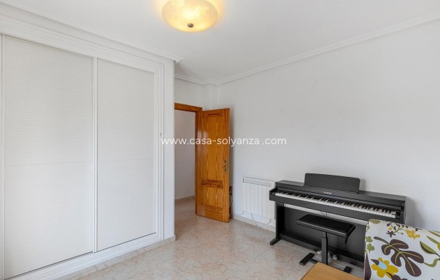 Revente - Villa - Torrevieja - Los Balcones