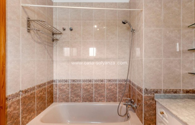 Revente - Villa - Torrevieja - Los Balcones