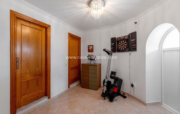 Revente - Villa - Torrevieja - Los Balcones