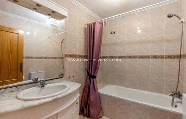 Revente - Villa - Torrevieja - Los Balcones