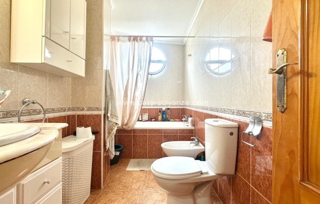 Herverkoop - Appartement / flat - Torrevieja