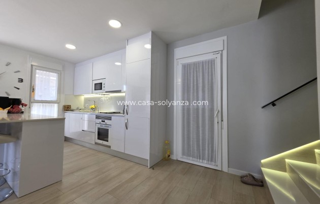 Revente - Villa - Pilar de la Horadada - Zona Pueblo