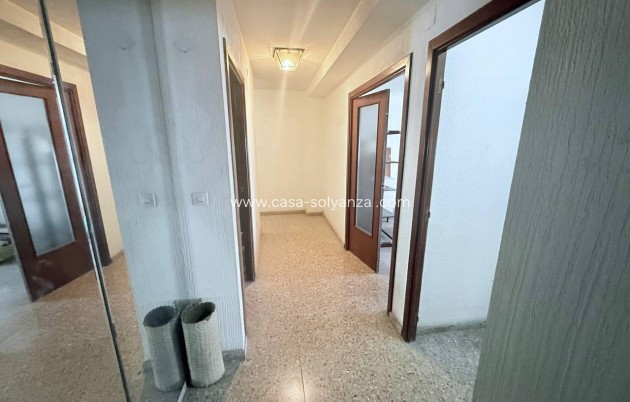 Revente - Appartement - Torrevieja - Puerto