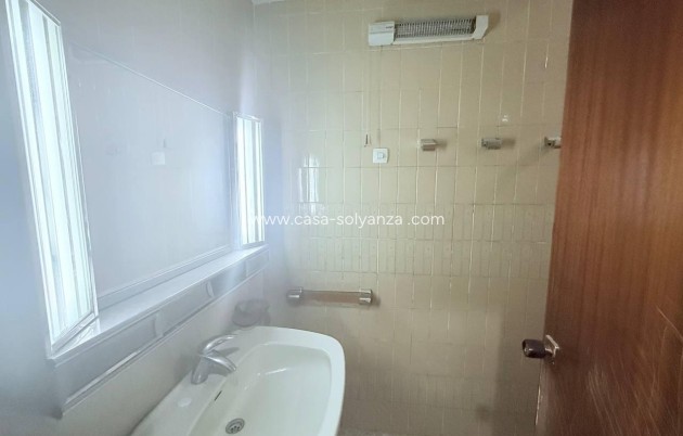 Revente - Appartement - Torrevieja - Puerto