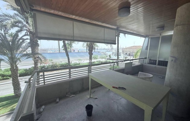 Revente - Appartement - Torrevieja - Puerto