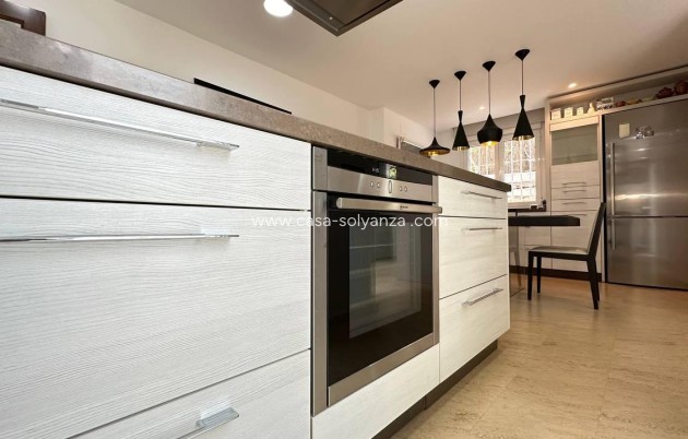 Revente - Villa - Orihuela Costa - Campoamor