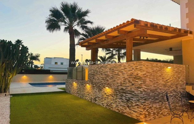 Revente - Villa - Alfas del Pí - Costa Blanca