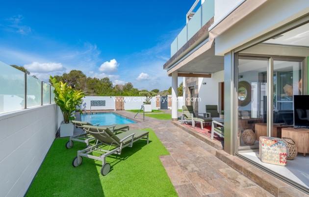 Revente - Villa - Orihuela Costa - Costa Blanca