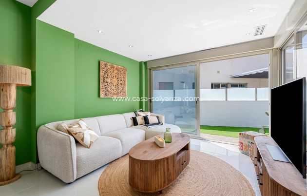 Revente - Villa - Orihuela Costa - Costa Blanca