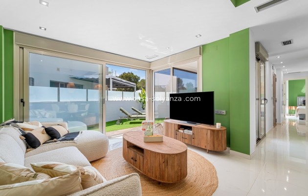 Revente - Villa - Orihuela Costa - Costa Blanca