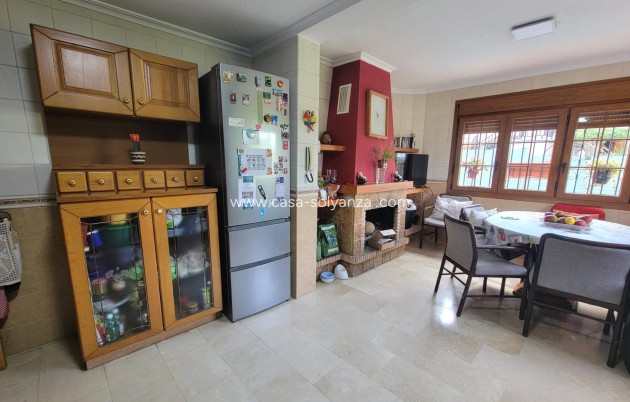 Revente - Villa - Torrevieja - Aguas nuevas