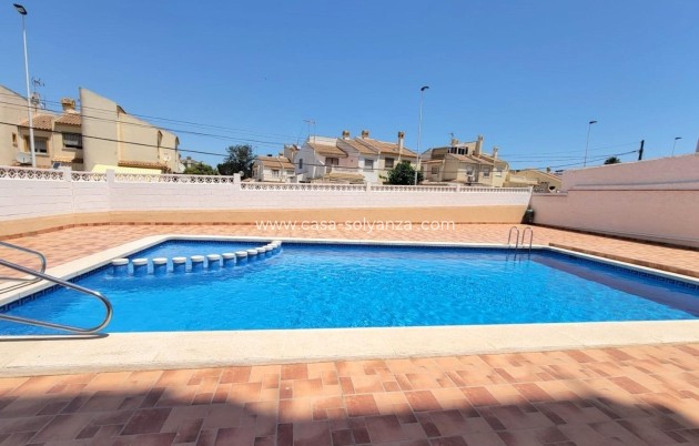 Revente - Appartement - Torrevieja - Nueva Torrevieja