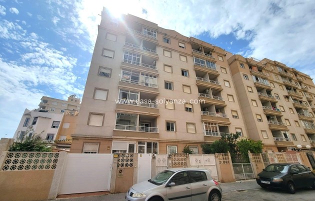 Revente - Appartement - Torrevieja - Nueva Torrevieja