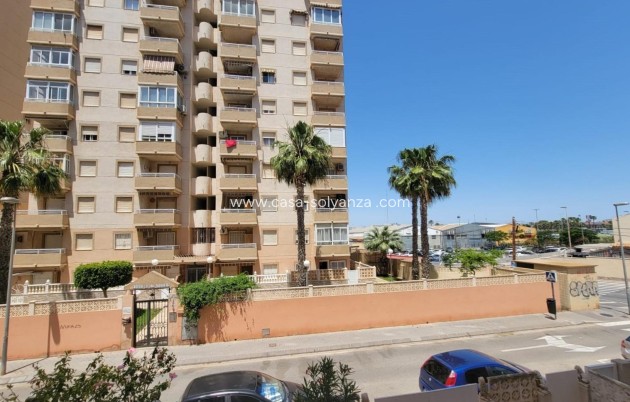 Revente - Appartement - Torrevieja - Nueva Torrevieja