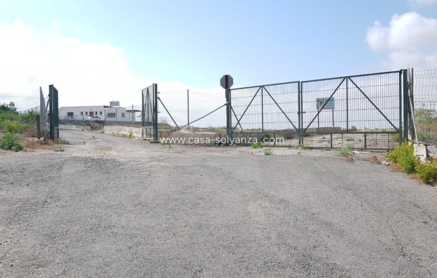 Wiederverkauf - Country Property/Finca - Los Montesinos