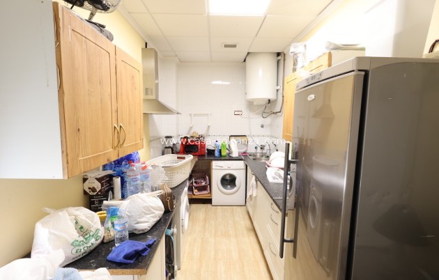 Revente - Commercial - San Miguel de Salinas - Inland