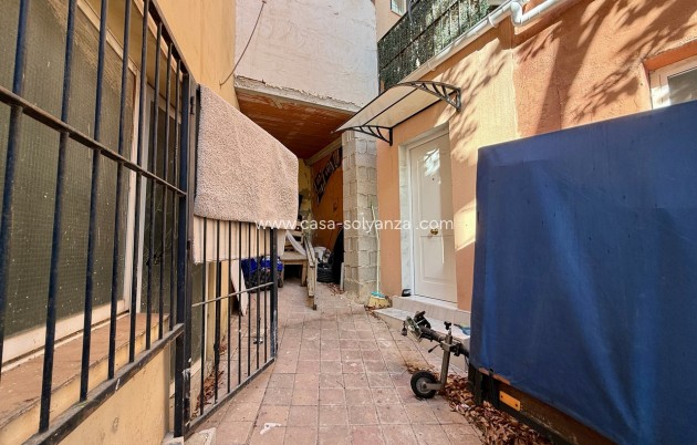 Revente - Commercial - San Miguel de Salinas - Inland