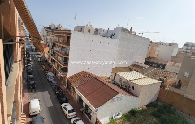 Reventa - Apartamento / piso - Torrevieja - Center