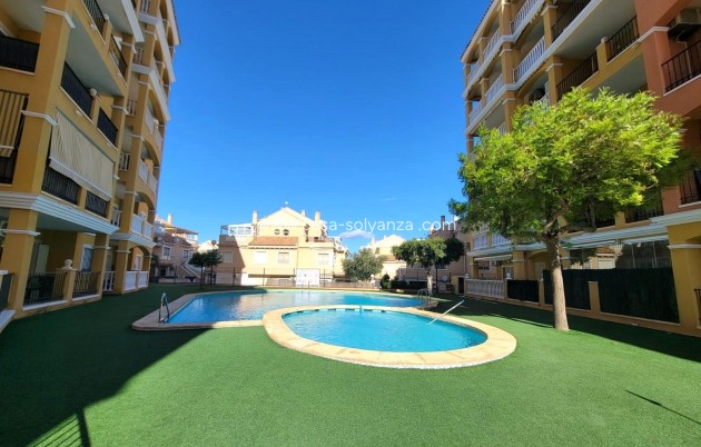 Revente - Maison de ville - Torrevieja - Aguas nuevas