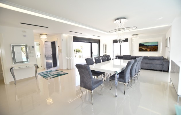 Revente - Villa - San Miguel de Salinas - Inland