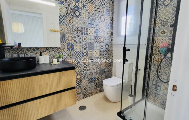 Revente - Maison de ville - San Miguel de Salinas - Inland