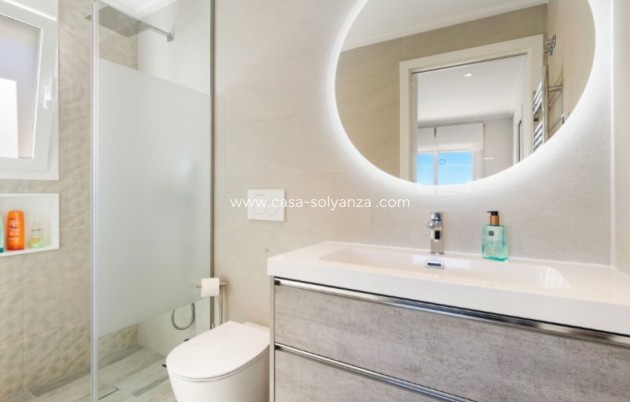 Resale - Apartment / flat - Pilar de la Horadada - Costa Blanca