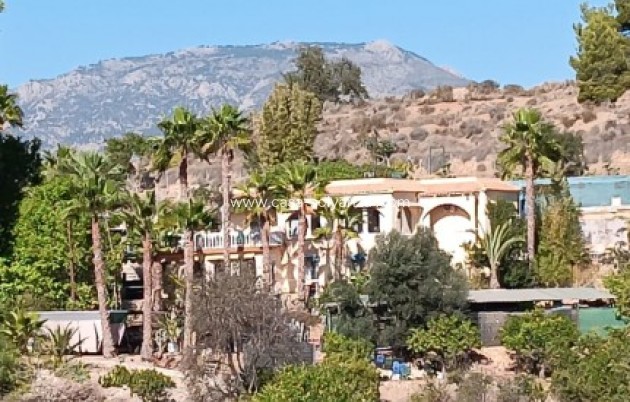 Revente - Country Property/Finca - Cautivador - Inland