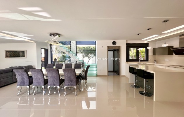 Revente - Villa - San Miguel de Salinas - Inland