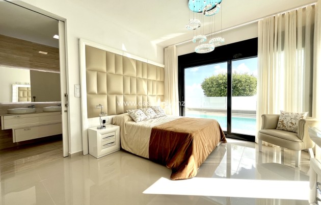 Revente - Villa - San Miguel de Salinas - Inland