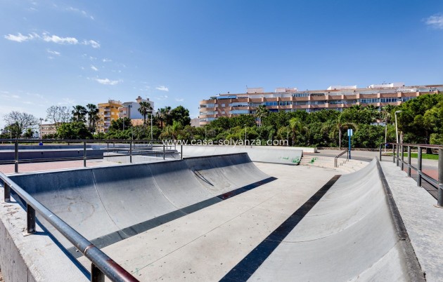 Herverkoop - Appartement / flat - Torrevieja - Acequion