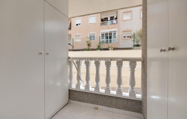 Herverkoop - Appartement / flat - Torrevieja - Acequion