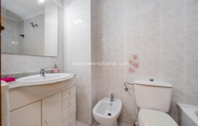 Herverkoop - Appartement / flat - Torrevieja - Acequion