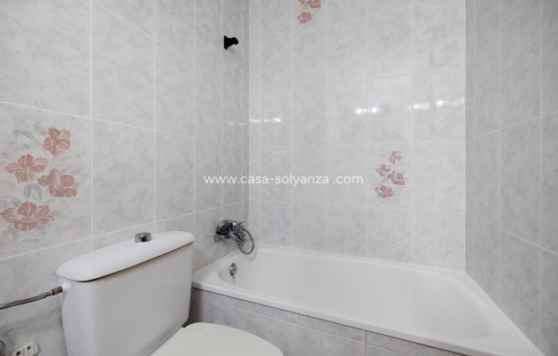 Herverkoop - Appartement / flat - Torrevieja - Acequion