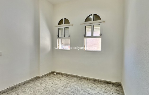 Wiederverkauf - Wohnung - Orihuela Costa - Costa Blanca