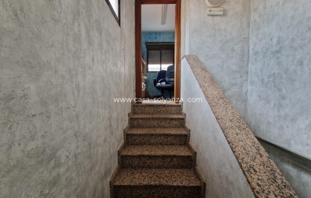 Revente - Commercial - Torrevieja - Estacion Autobuses