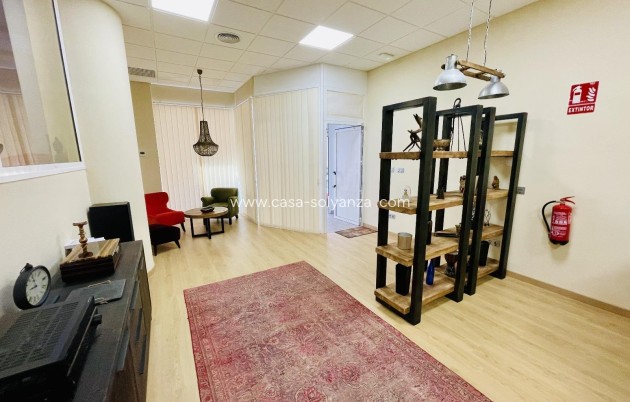 Revente - Commercial - Torrevieja - Center