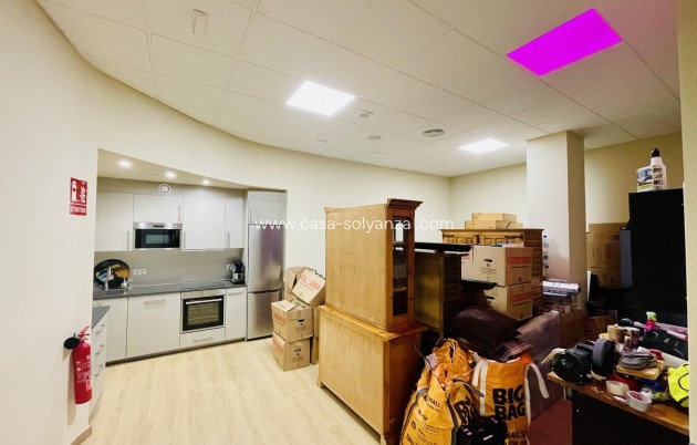 Revente - Commercial - Torrevieja - Center