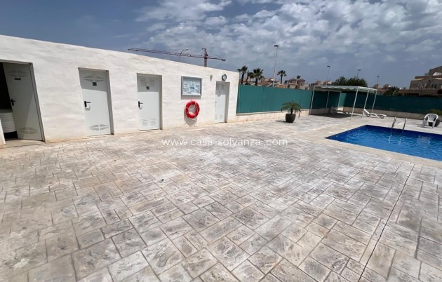 Wiederverkauf - Bungalow - Torrevieja - La Siesta