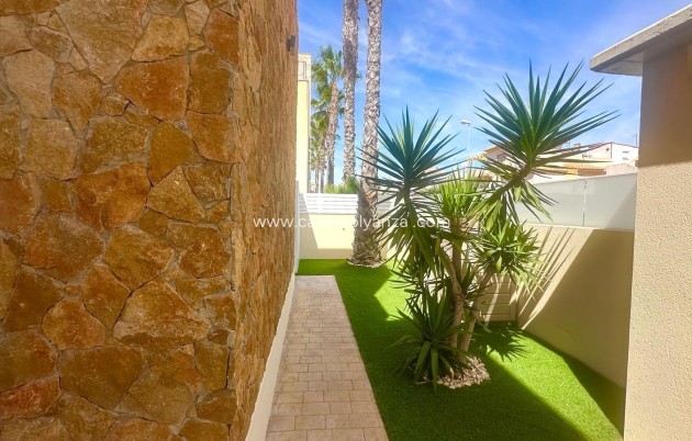 Revente - Villa - Torrevieja - Miramar - Torre Del Moro