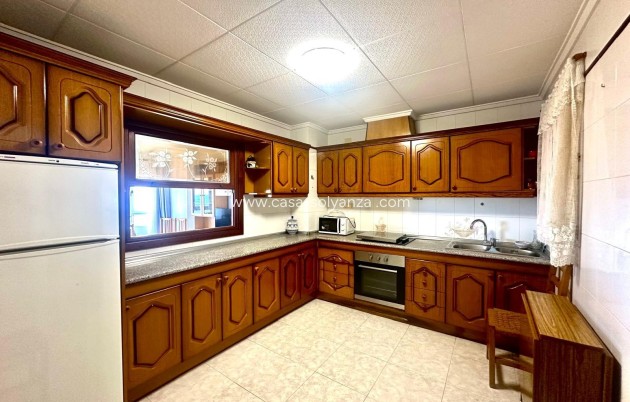 Revente - Appartement - Torrevieja - Center