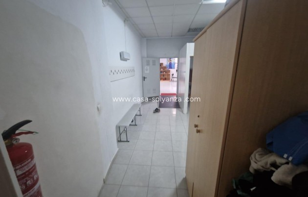 Revente - Commercial - Torrevieja - Estacion Autobuses