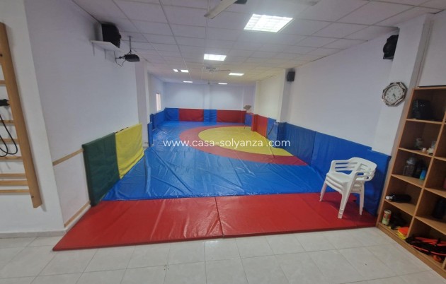 Revente - Commercial - Torrevieja - Estacion Autobuses